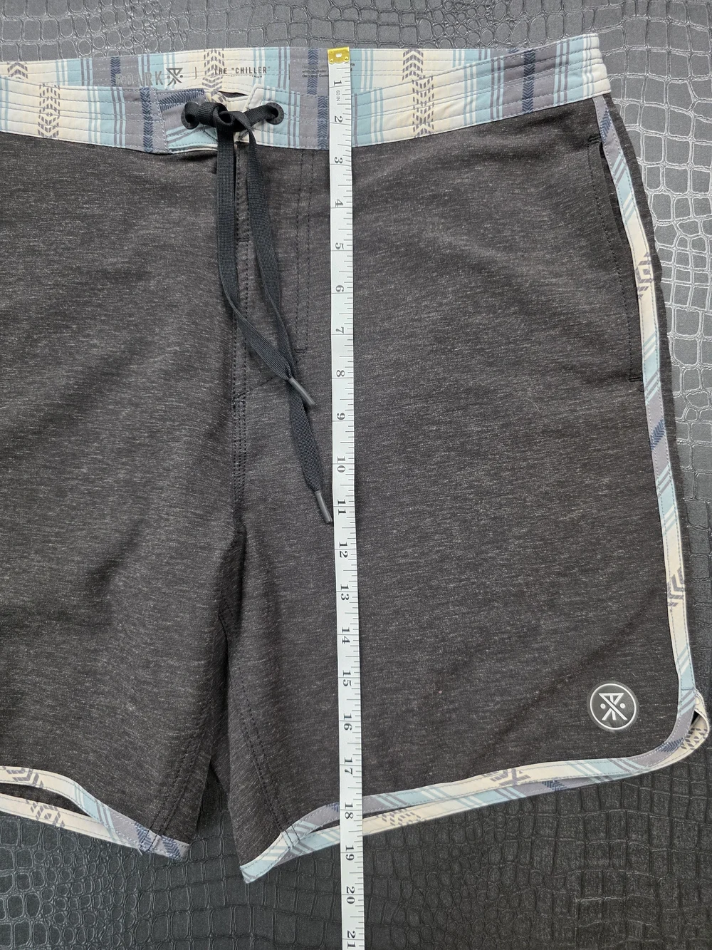 Roark The Chiller Raya Boardshorts Mens Sz 36 Gray Hemp Blend Contrasting Trim
